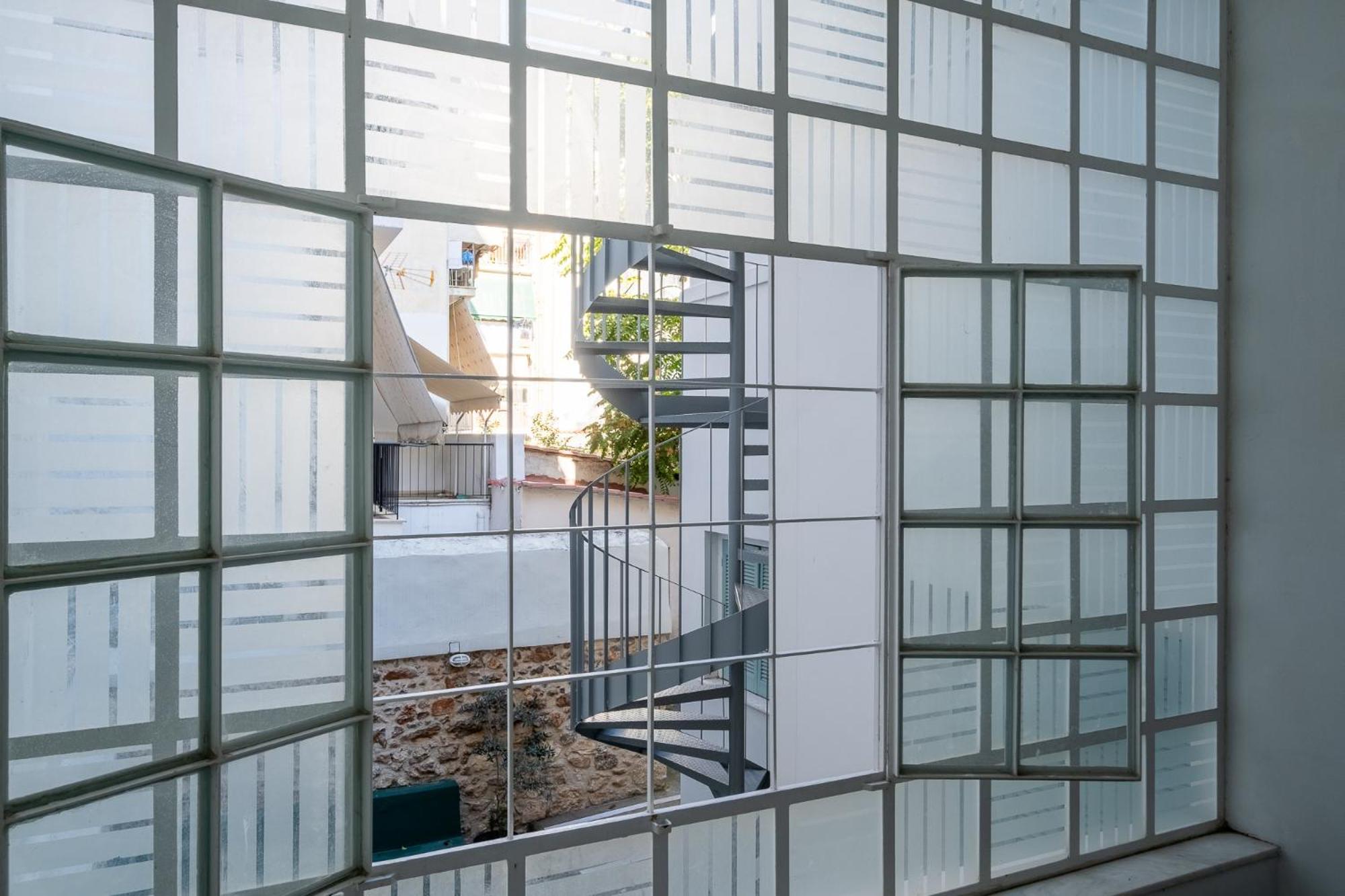 Central5 Boutique Apartments With Common Garden Next To Metro Athens Exterior photo