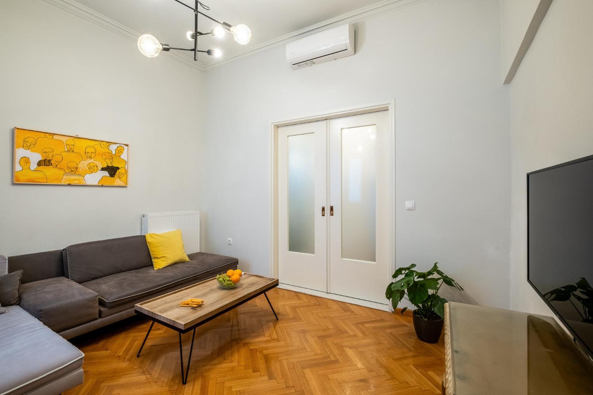 Central5 Boutique Apartments With Common Garden Next To Metro Athens Exterior photo